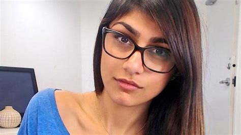 mia k porn|Vídeos Pornôs de Mia Khalifa 